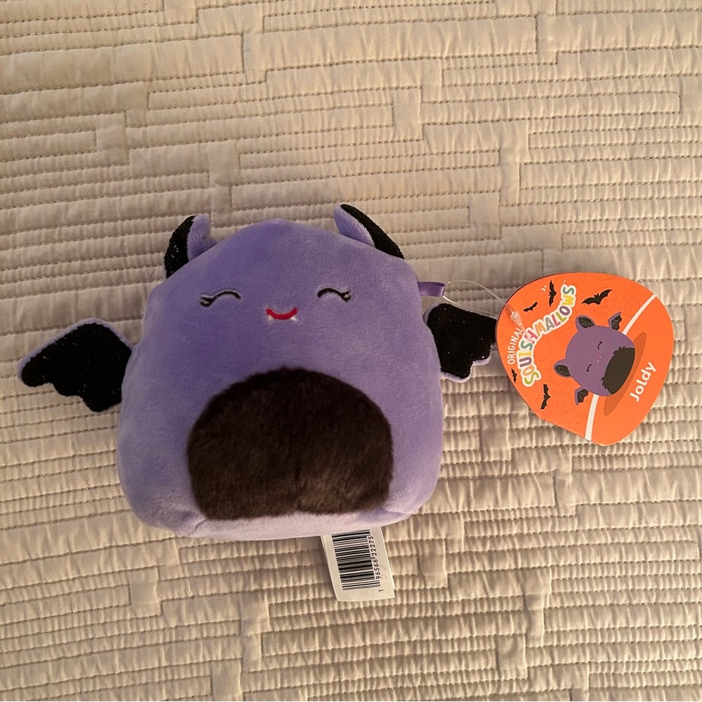 Squishmallows Joldy the Bat 2023 Halloween 4.5” NWT